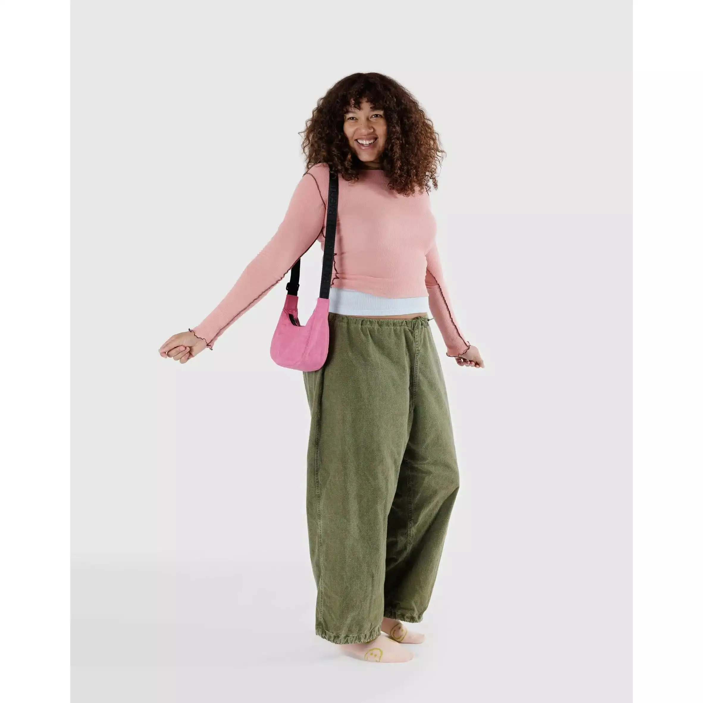 Baggu - Small Nylon Crescent bag - Azalea Pink