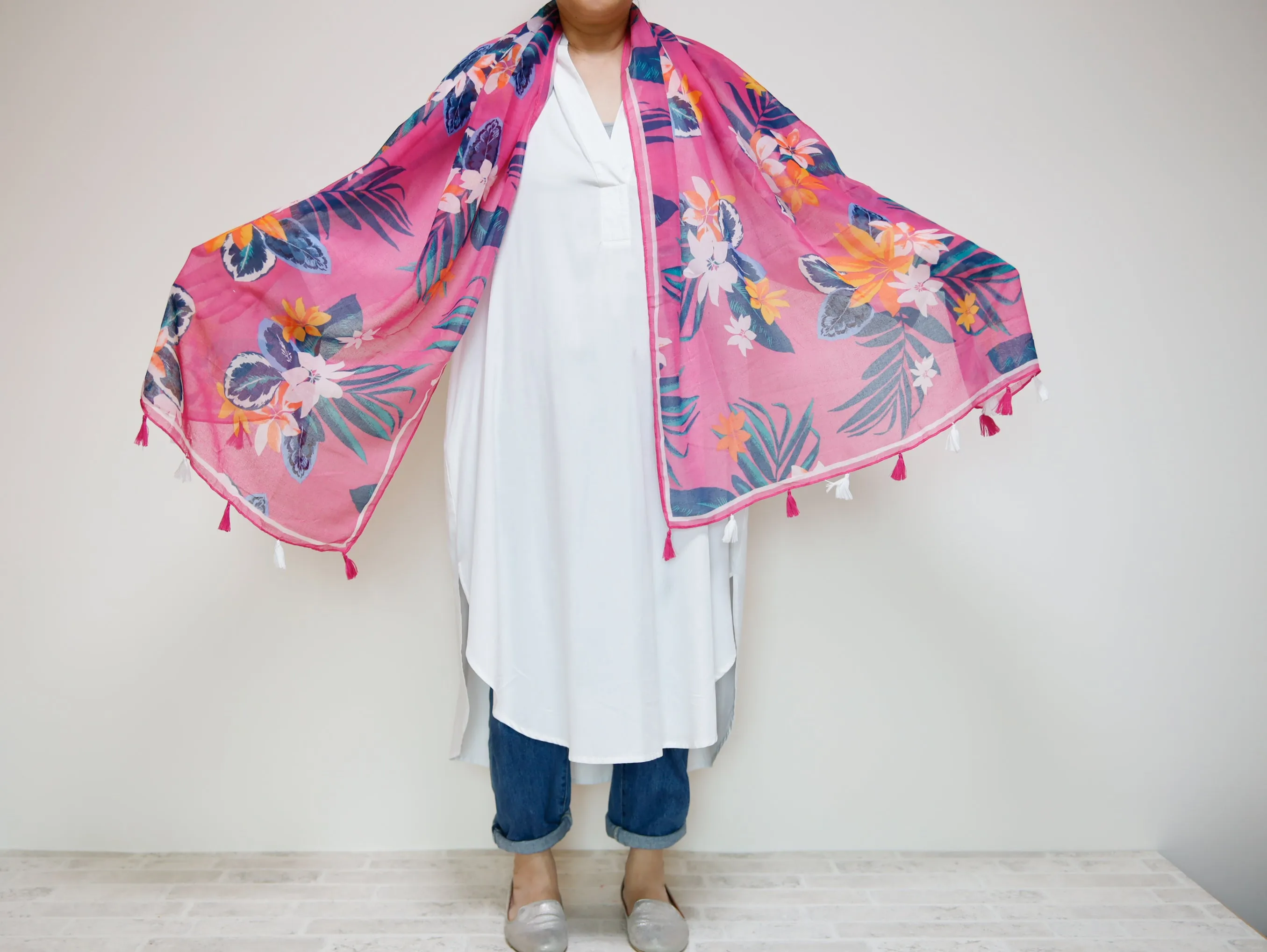 <A20>  PRINTED  Scarf PINK