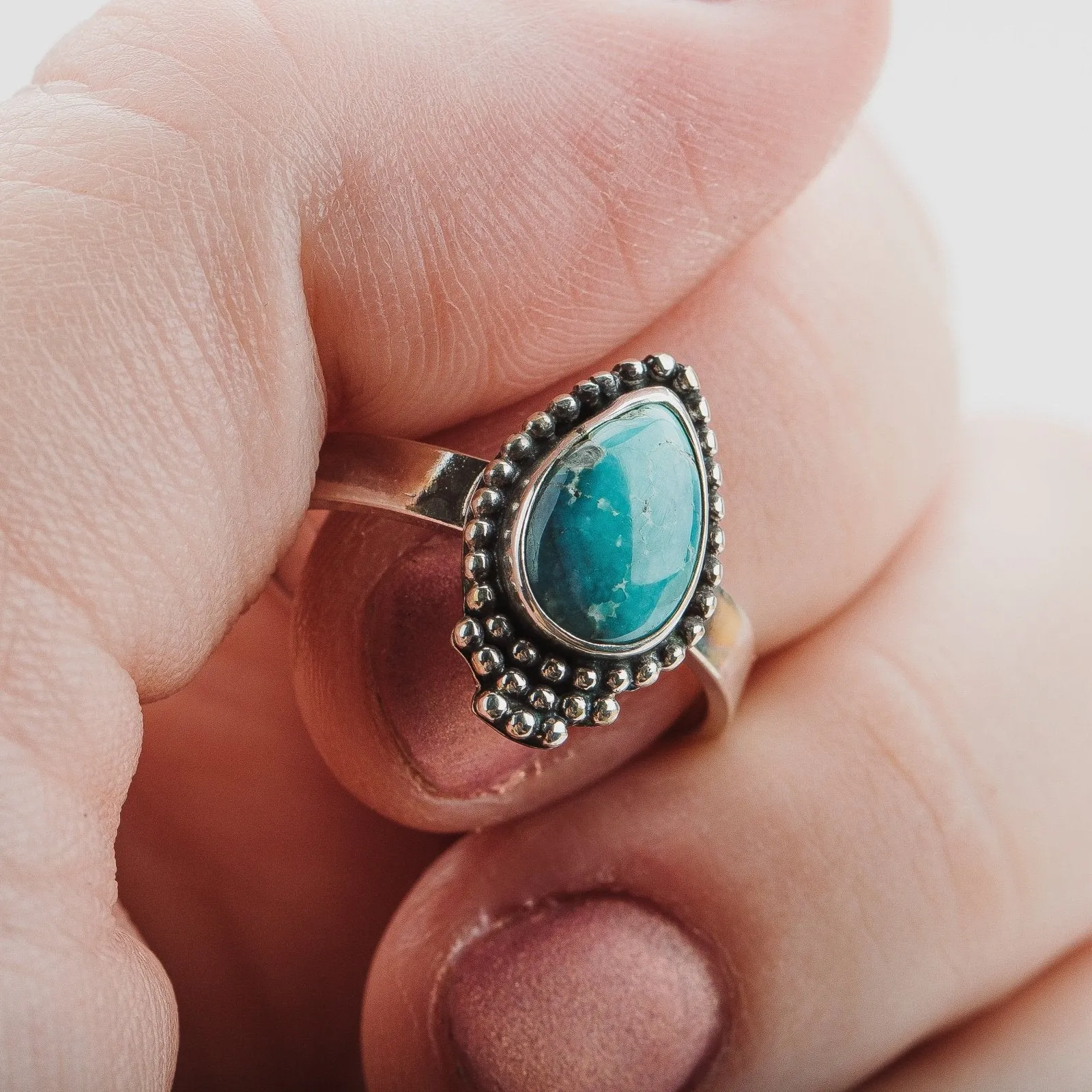 Size 7.5 White Water Turquoise Gemstone Ring