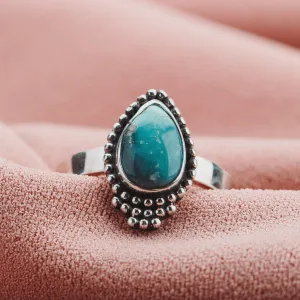 Size 7.5 White Water Turquoise Gemstone Ring