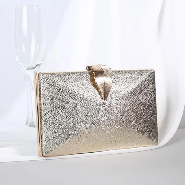 Women's Sleek Stylish Evening Metal Leaf Lock Clutch Bag